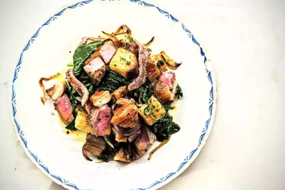 Lamb Chops with Spinach and Croutons image