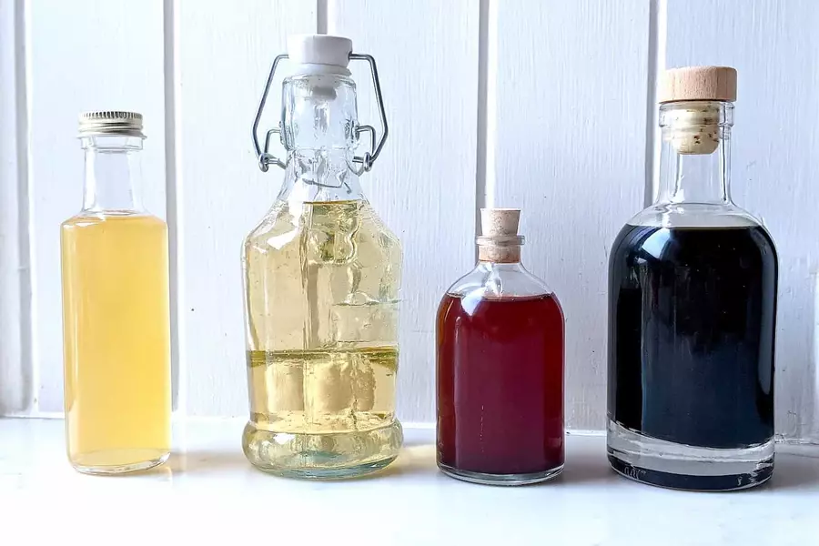 How to maximise flavour: season with vinegar image