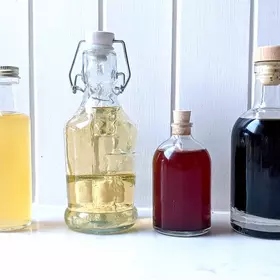 How to maximise flavour: season with vinegar image
