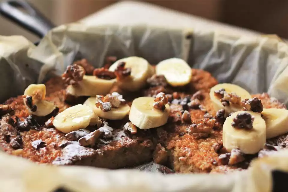 Porridge Oats and Banana Cake image