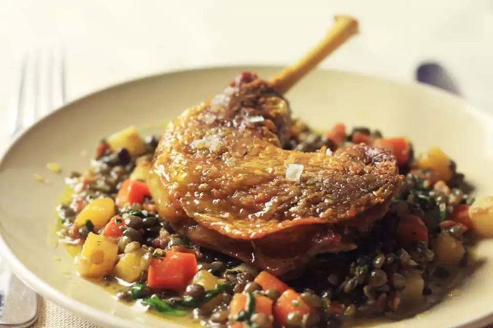 Confit Guineafowl with Lentils image